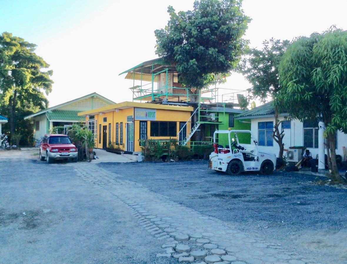 Aparthotel The Point At Airport Nai Yang Beach Exterior foto