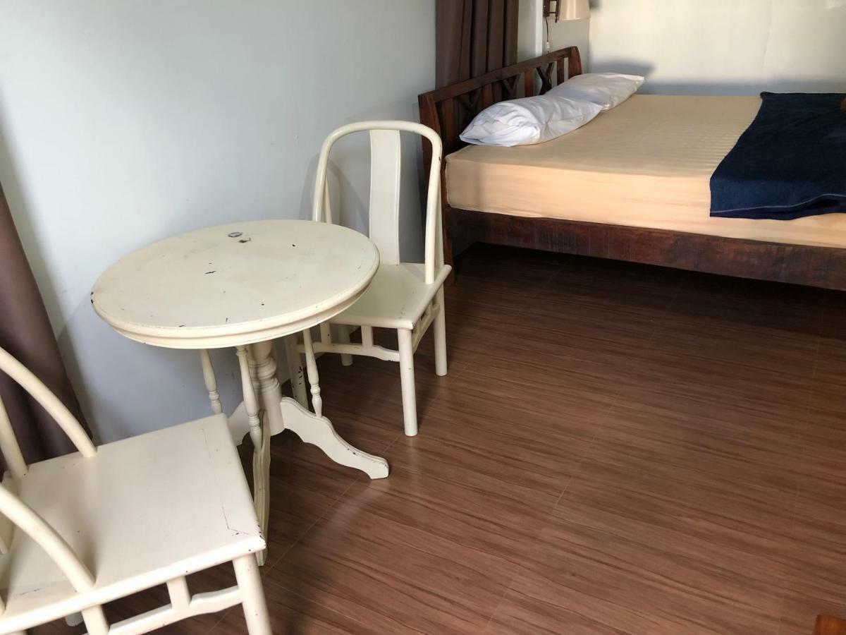 Aparthotel The Point At Airport Nai Yang Beach Exterior foto